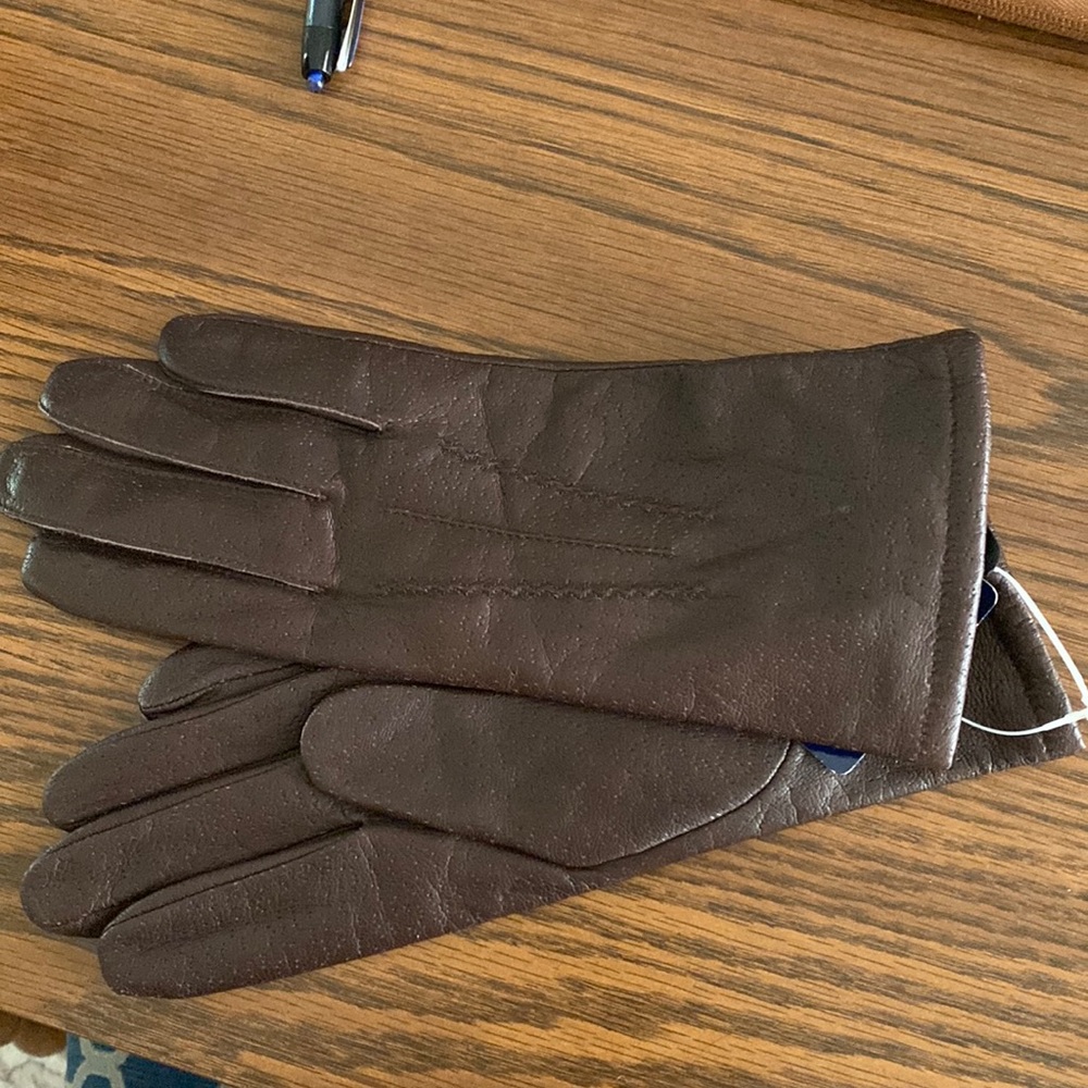 Size 7 Sonoma leather gloves